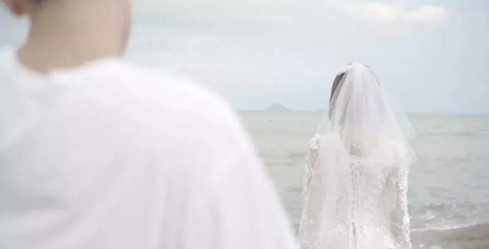 建筑人像构图技巧,单反人像构图拍照技巧