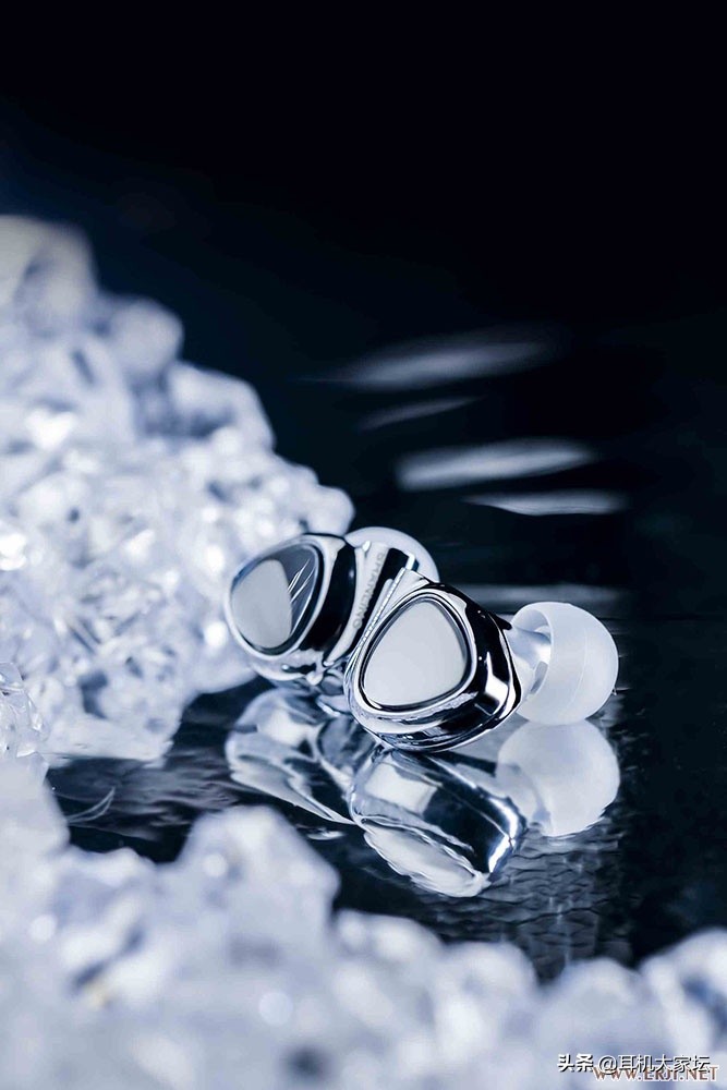 新款耳机发布会2022,千元耳机新品发售