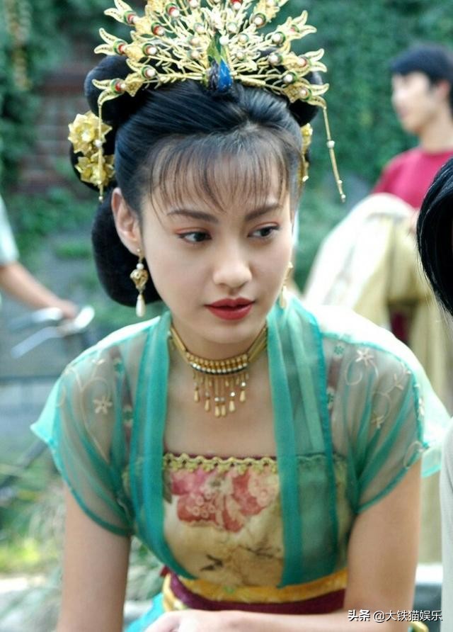 小鱼儿与花无缺演员16年变化,小鱼儿和花无缺如何挑选演员的