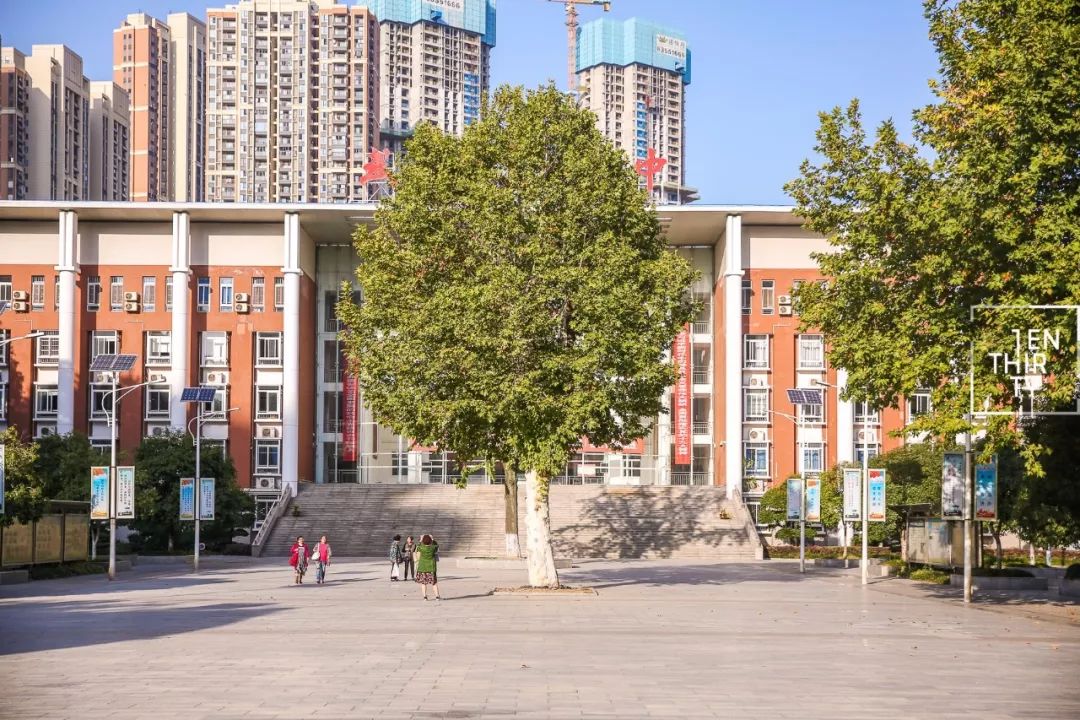 我的青春叫：武汉汉西一路农夫山泉袁隆平中学