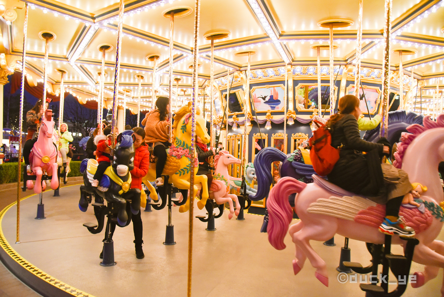 上海迪士尼两晚一天攻略,如何六日玩转上海迪士尼