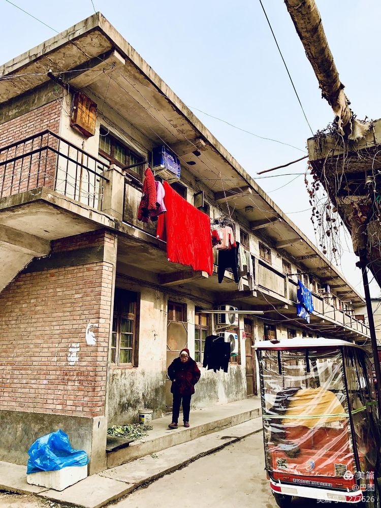 新安老家怀旧行,洛玻砂岩矿成为历史,洛阳水泥厂辉煌不再