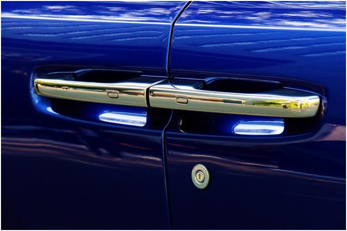 试驾劳斯莱斯古思特新款,新款劳斯莱斯古思特沉浸式体验