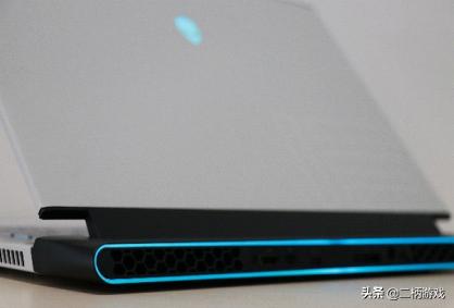 2W6的外星人怎样？柄友分享外星人m15R3游戏本开箱及使用感想