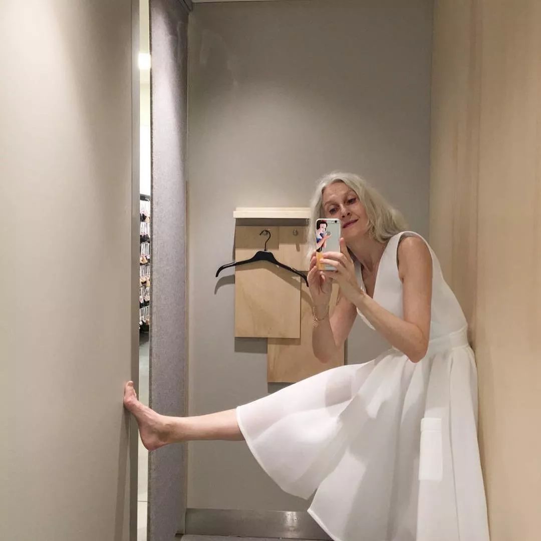 六十岁老奶奶瑜伽视频,76岁瑜伽老奶奶