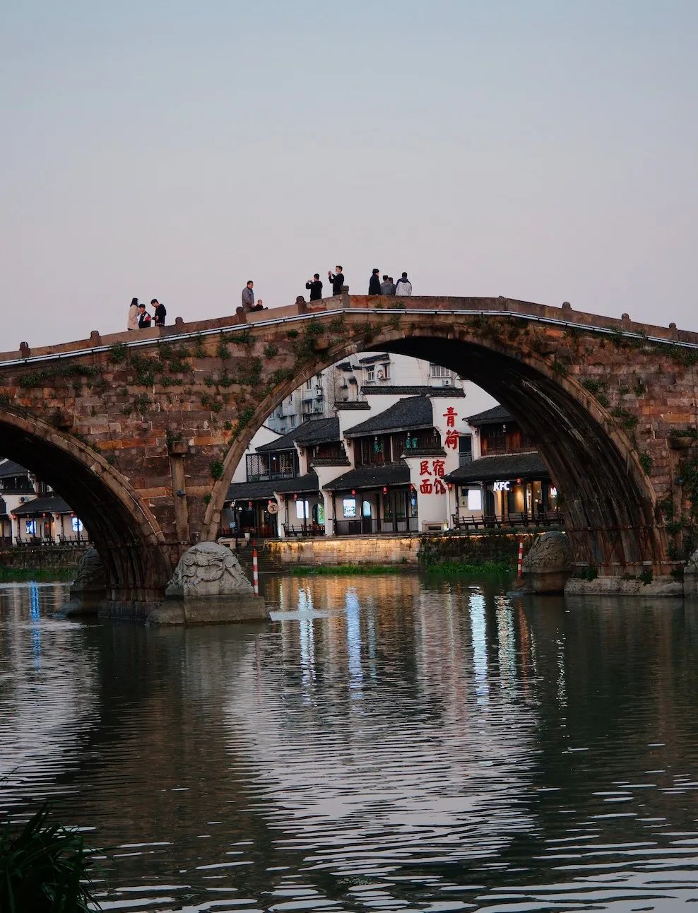 杭州老字号美食排行榜前十名,杭州西湖百年老字号美食