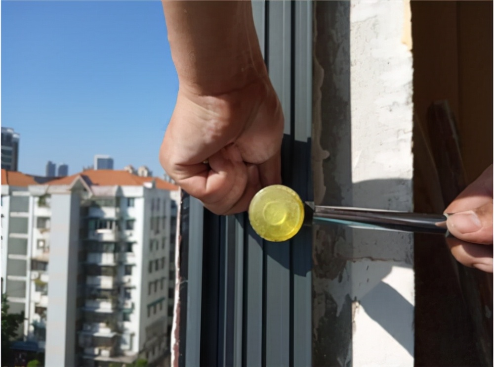 门窗45度角切割方法,门窗45度角打胶技巧