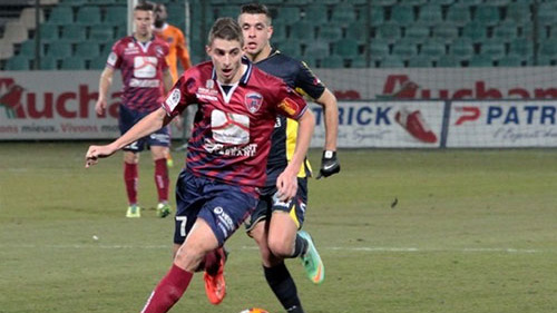 周二几场足球比赛,周二法乙足球比赛分析