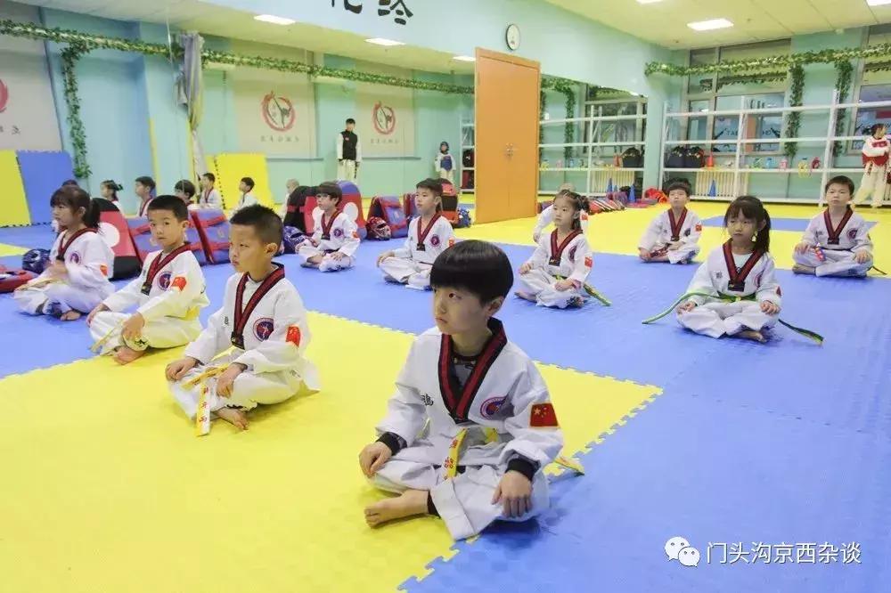 门头沟跆拳道哪个好,龙鹏跆拳道培训学校门头沟