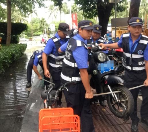 海口市抓到违规的电动车怎样处理,海口电动车专项整治夜查