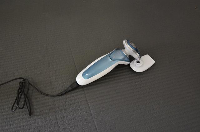 飞利浦s7000剃须刀怎样全身水洗,飞利浦剃须刀s7000使用说明