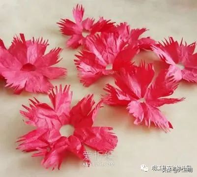 「马上就办真抓实干」明溪县实验幼儿园“三八”节创意小制作——特别的爱送给亲爱的你