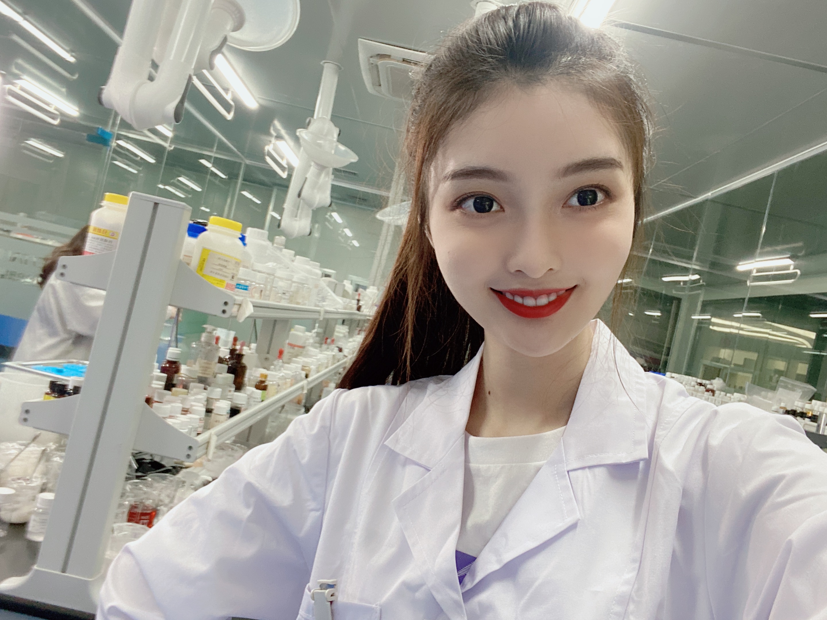 甘霖洗剂痘痘使用方法视频,痘痘皮肤怎么化妆平整的