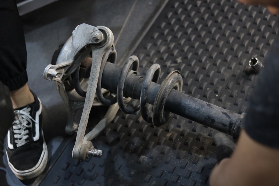 怪兽修车老车翻新视频,怪兽修车老车翻新天津