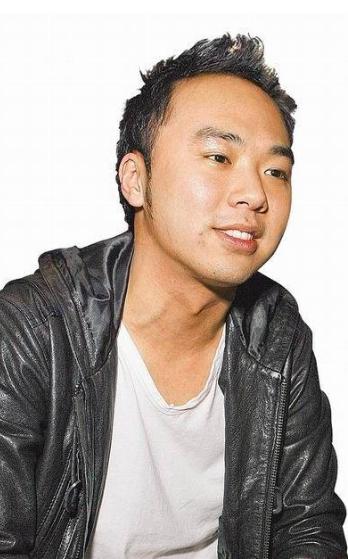 玷污60名女艺人，视频27.5G，只有10人发声，传曾想对继母下手