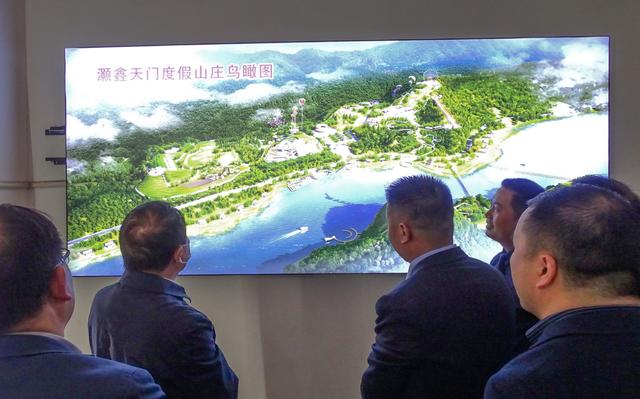 热烈欢迎领导莅临公司慰问指导,热烈欢迎领导莅临公司指导参观