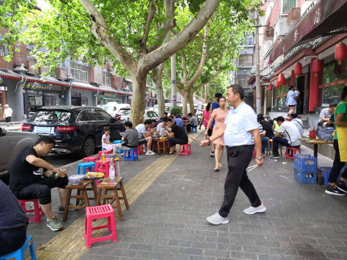 西安本地人爱去的美食,西安本地人美食街推荐