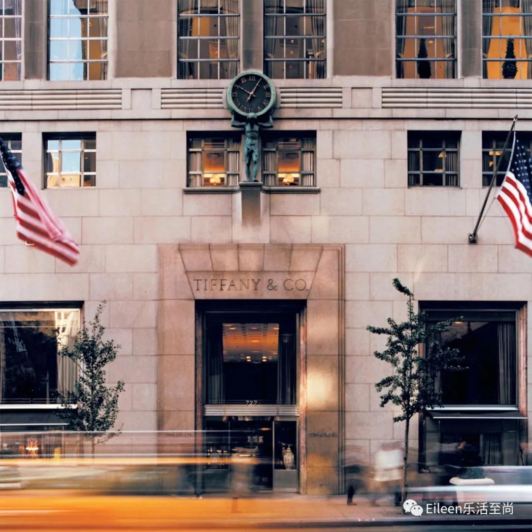 前夫爱继女，单身养出三超壕，31岁离婚后开启美魔女传奇