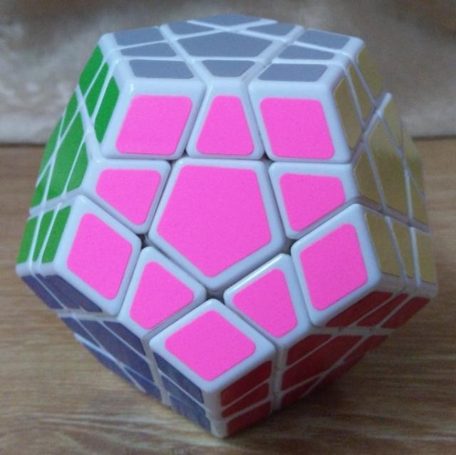 我和魔方做朋友的主题小报,我和魔方做朋友手绘