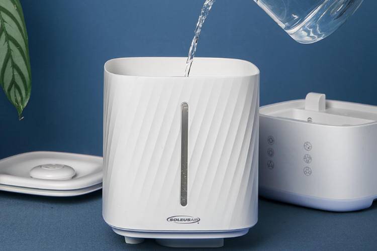 空调房如何给皮肤保湿补水呢,冬季空调屋怎么补水