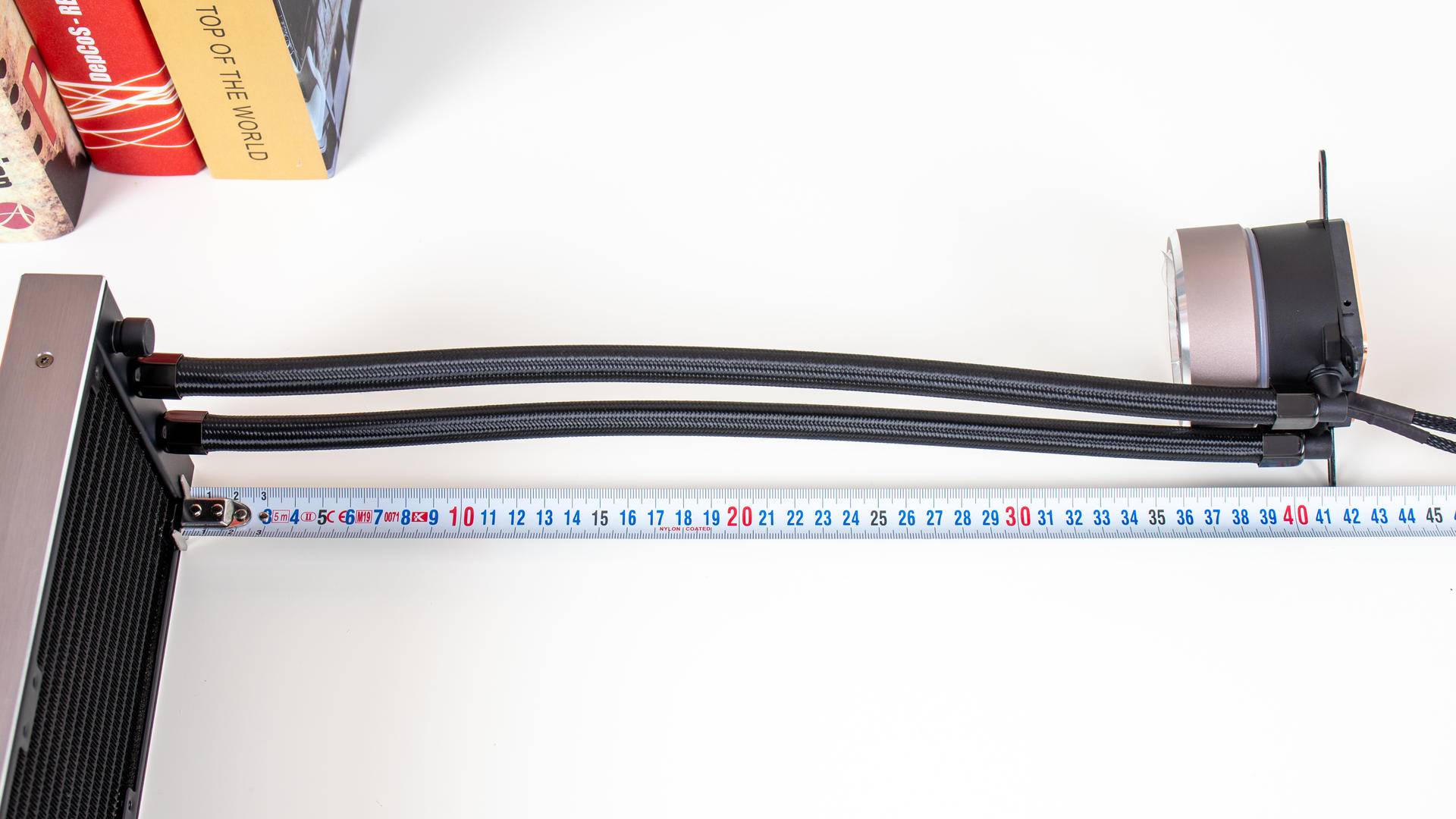 联力极圈二代lcd360水冷,联力极圈360水冷测评