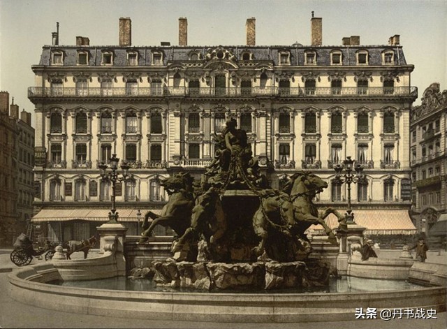 你不知道的自由女神像，由法国人设计的希腊形象雕塑，一生被雷击