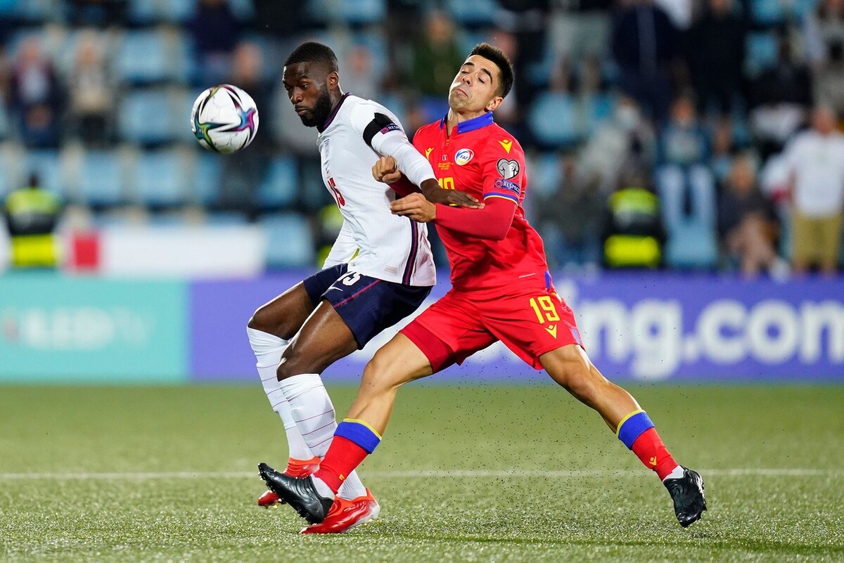 5.96秒排世界第三,亚洲前三狂胜24-0