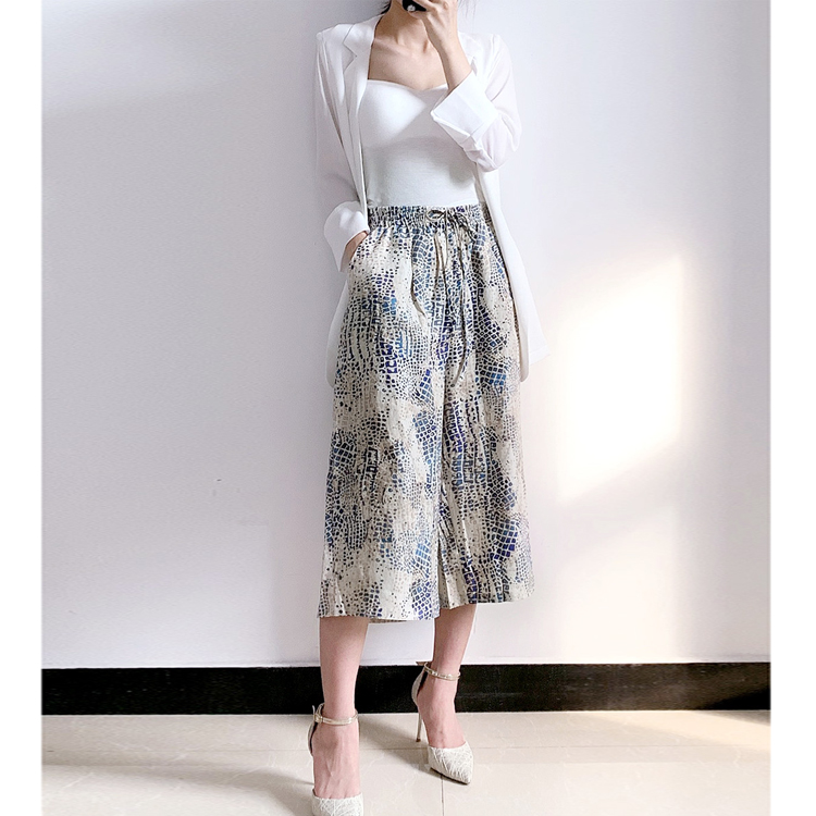 刘若英衣服穿搭,刘若英穿什么颜色好看