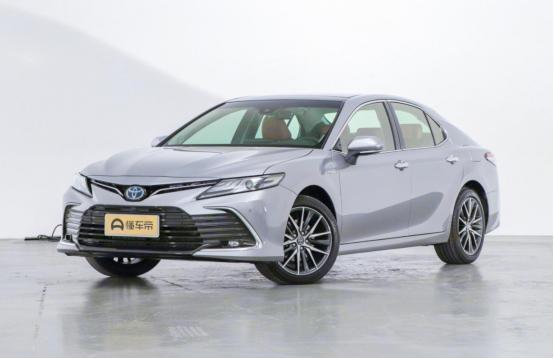 我心中的b级车,性价比之王全新凯美瑞气场十足