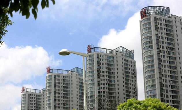 70年产权到期高层不能居住怎么办,房子如果70年产权到期的话怎么办