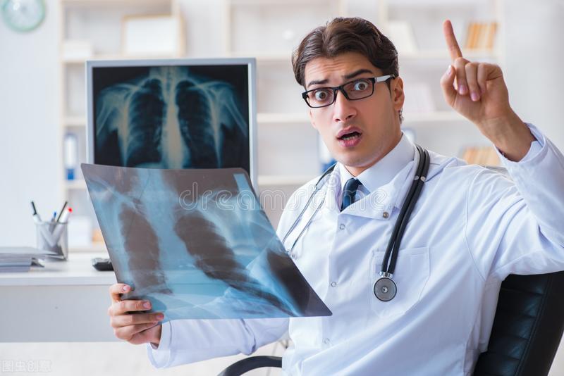 人咳嗽用什么药治最好,人为什么咳嗽怎么治疗