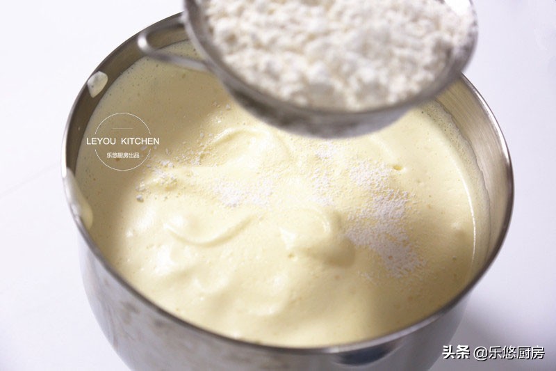 蛋糕家庭做法普通面粉加花生奶,只有鸡蛋面粉糖蛋糕可以做吗