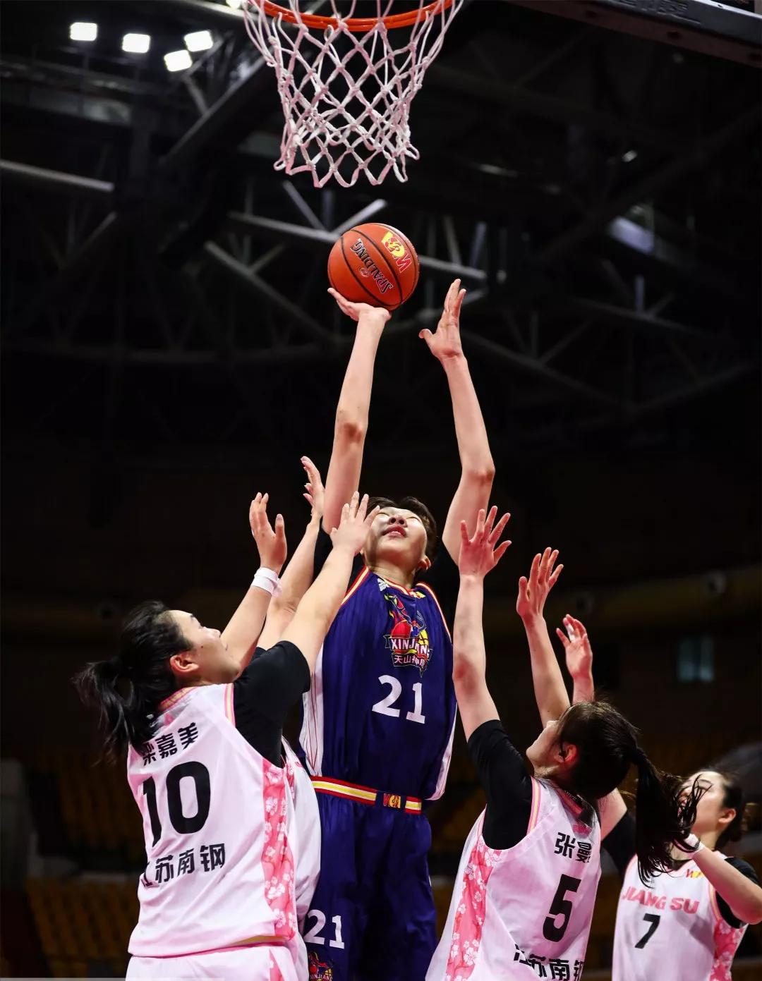 天山神鹿新疆女篮热苏拉照片,新疆天山女篮今天的最新的消息