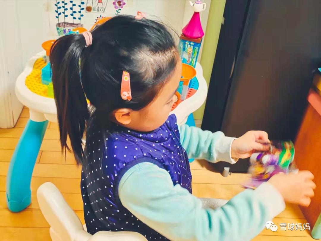 孩子在幼儿园都干啥,小孩儿在幼儿园里干啥