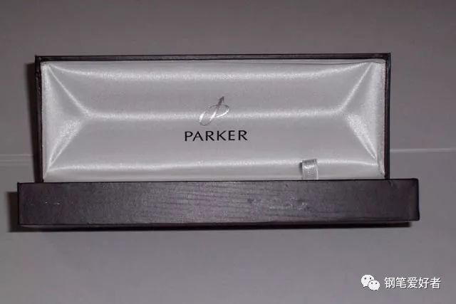 万宝龙星际行者签字笔辨别真假,万宝龙钢笔和派克