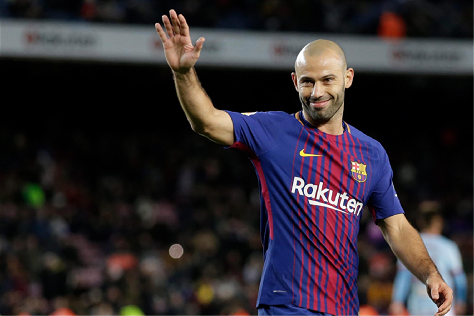 苏牙离开巴萨内马尔的反应,巴萨先签苏牙还是内马尔