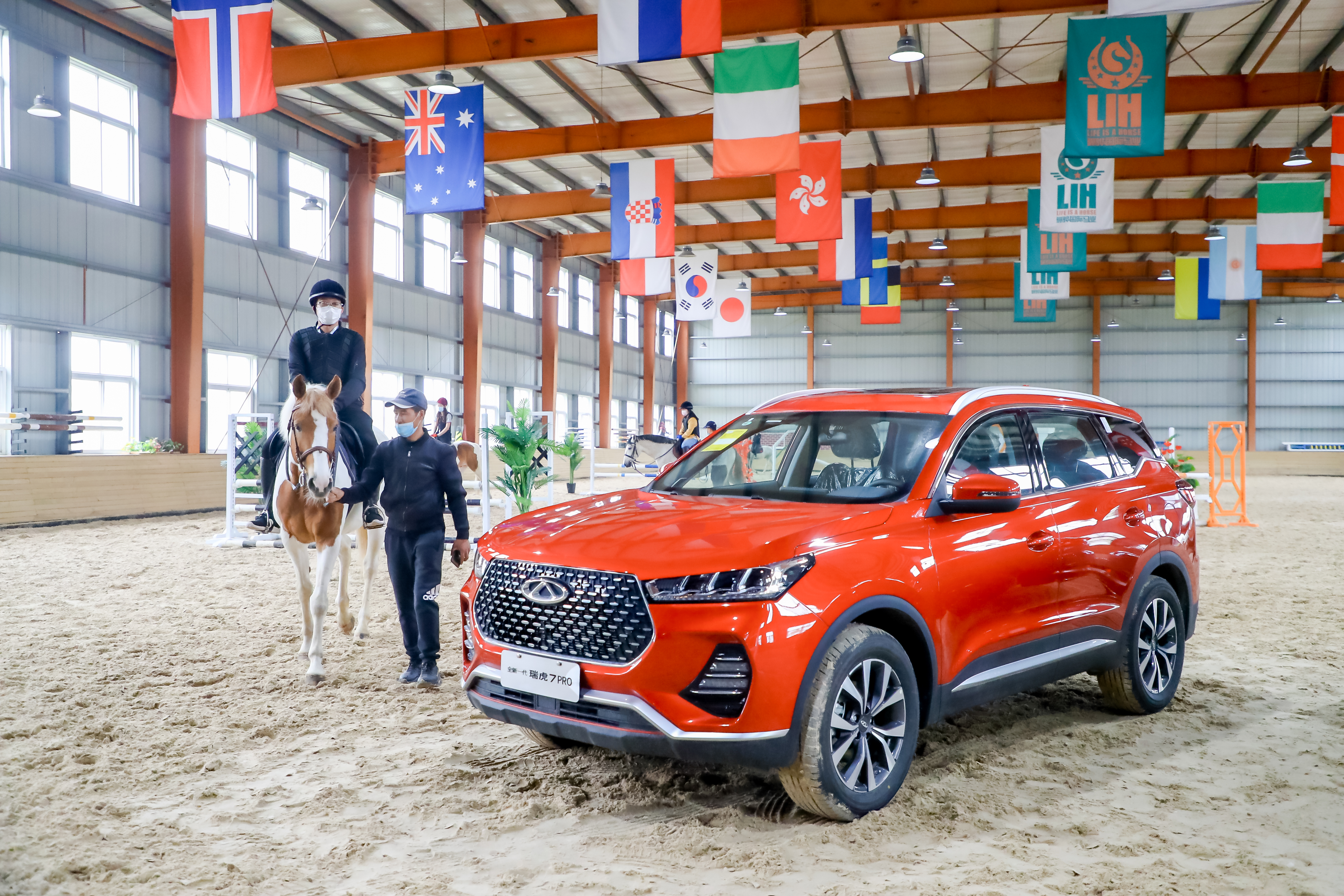 新一代瑞虎7试驾报告后续：变身精致男，万里扬CVT响应有惊喜