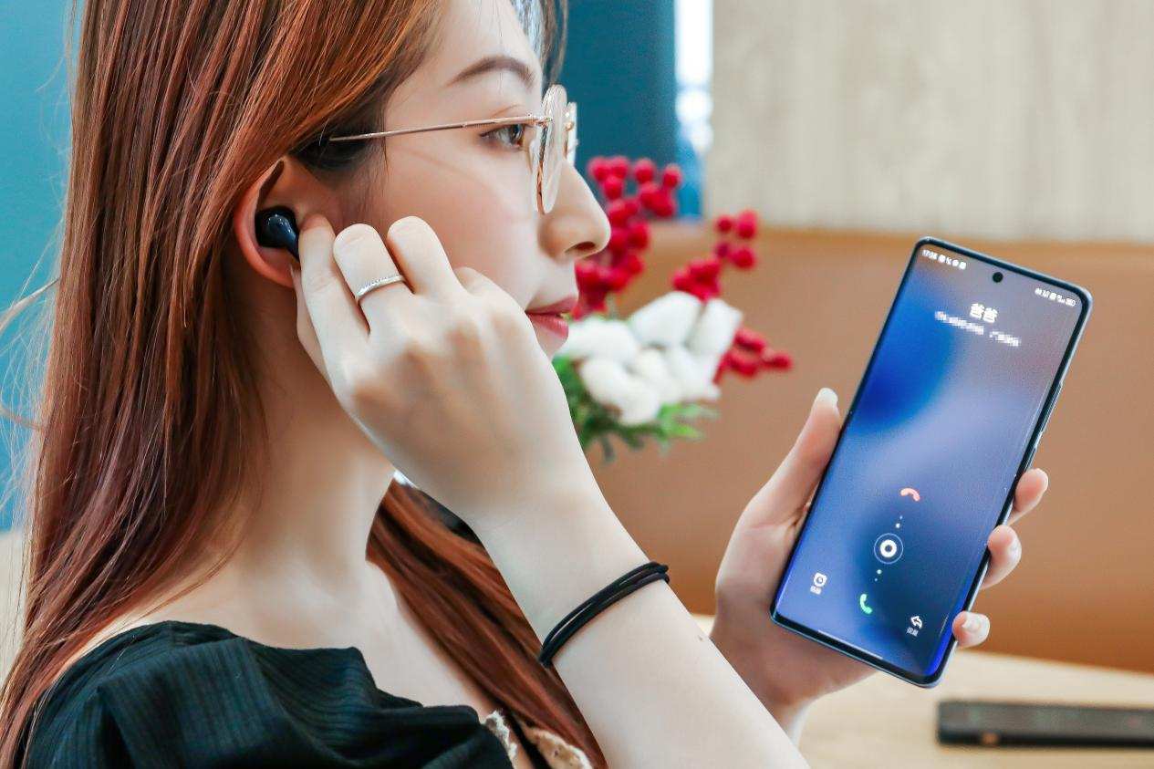 vivotws2真无线智能降噪耳机,vivotws2真无线降噪蓝牙耳机详评