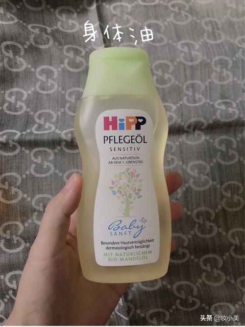 肌肤干燥补水,皮肤敏感如何补水补油护肤