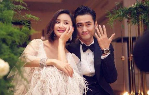 张馨予家柜子倒塌,张馨予衣柜倒塌视频