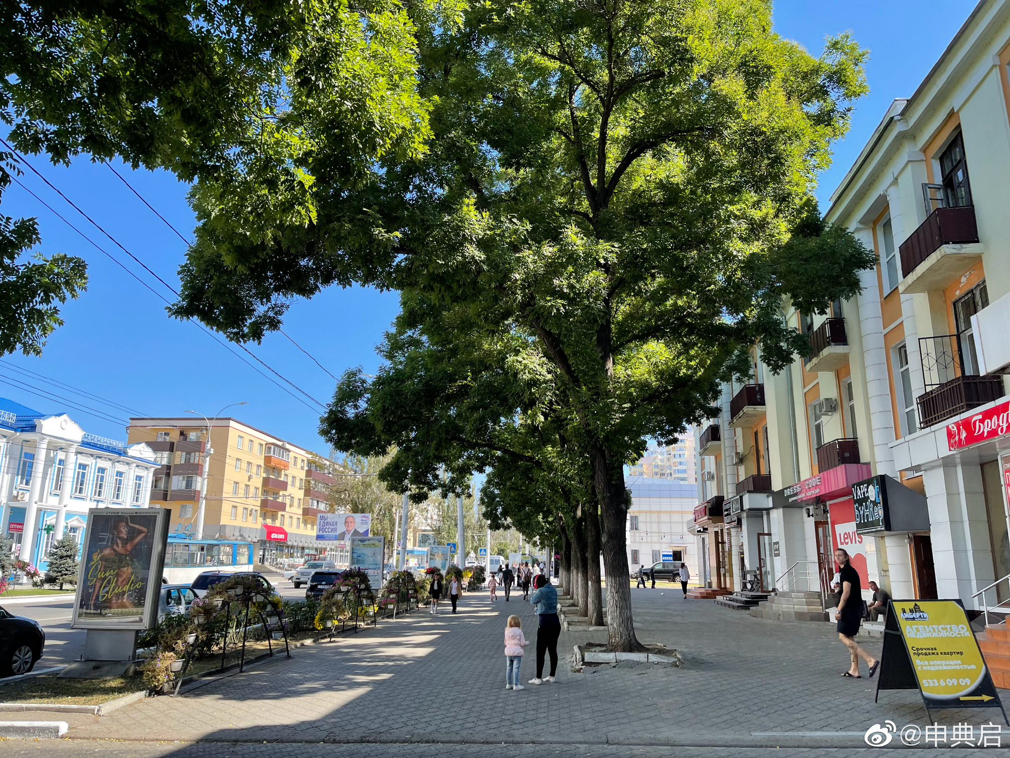 德左共和国是一个怎样的国家,德左共和国地理位置