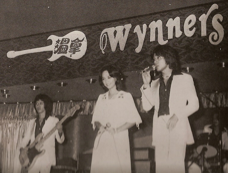 香江群音所有歌手名单,霞光万道原唱陈秋霞