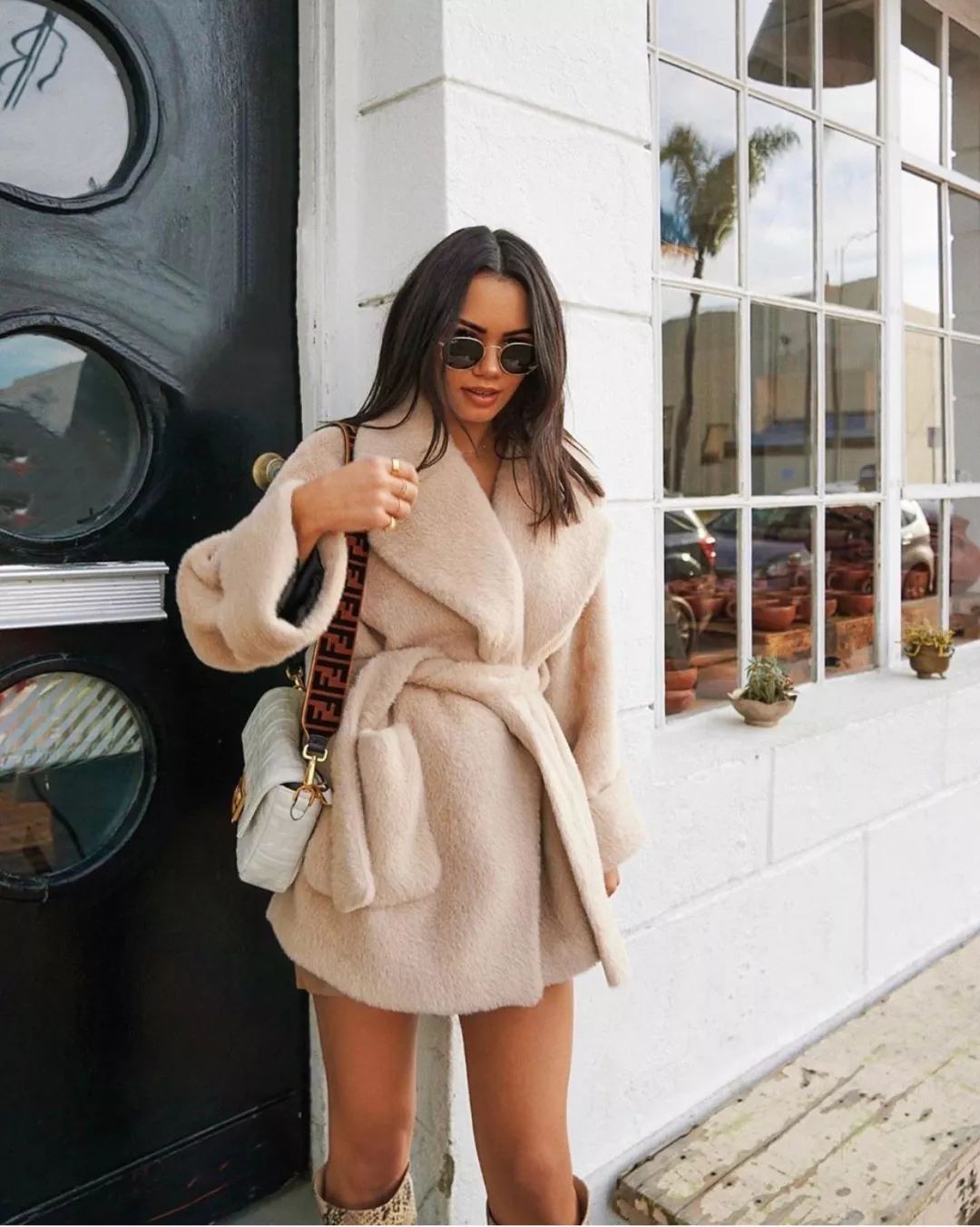 方圆脸适合的发型烫发,方圆脸适合的发型实况图