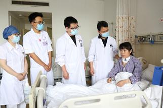 甲亢恶性肿瘤切除之后就没事了吗,甲亢变成了肿瘤该怎么办