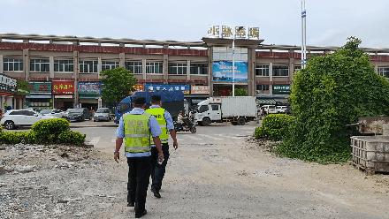 这个“肥仔”,在珠海金湾小林村巡了16年……