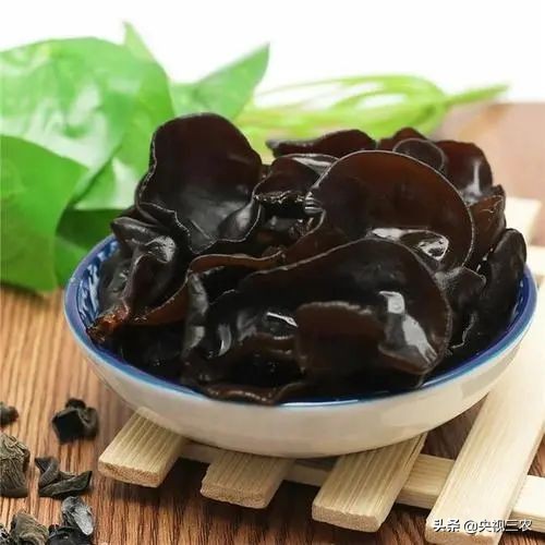 木耳一年利润多少钱,木耳赚钱案例