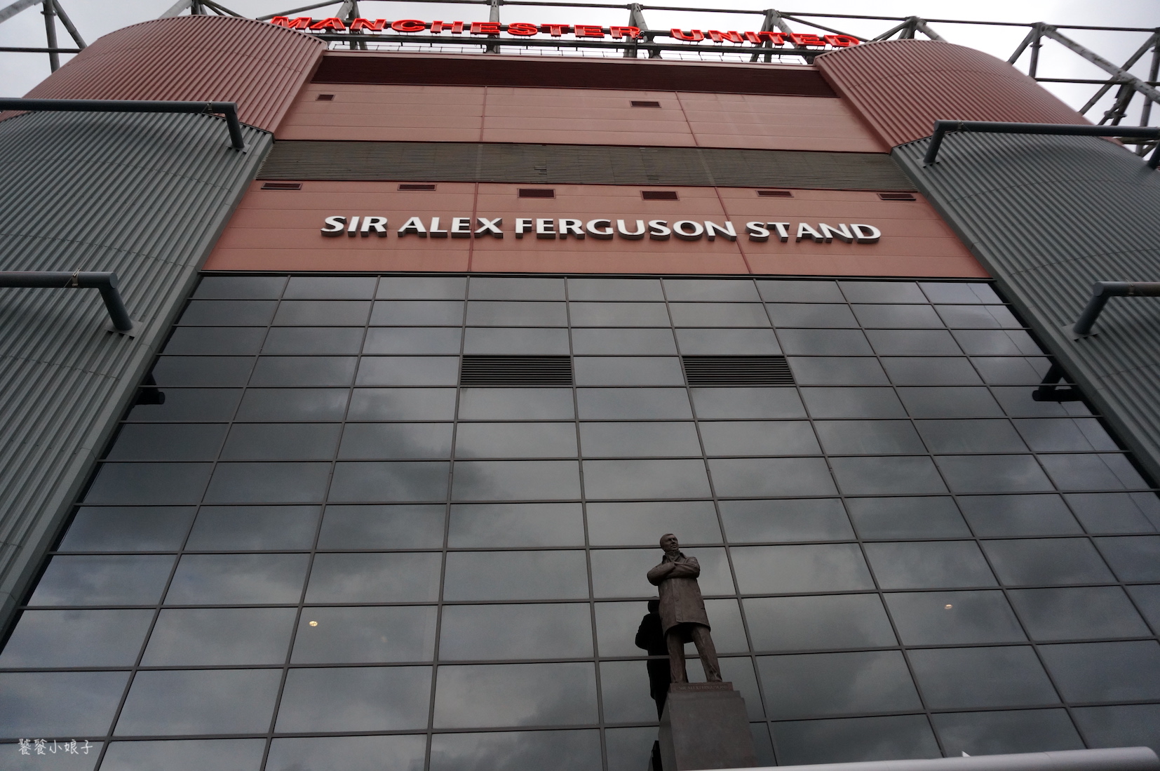 c罗重返曼联穿几号球衣,探秘更衣室