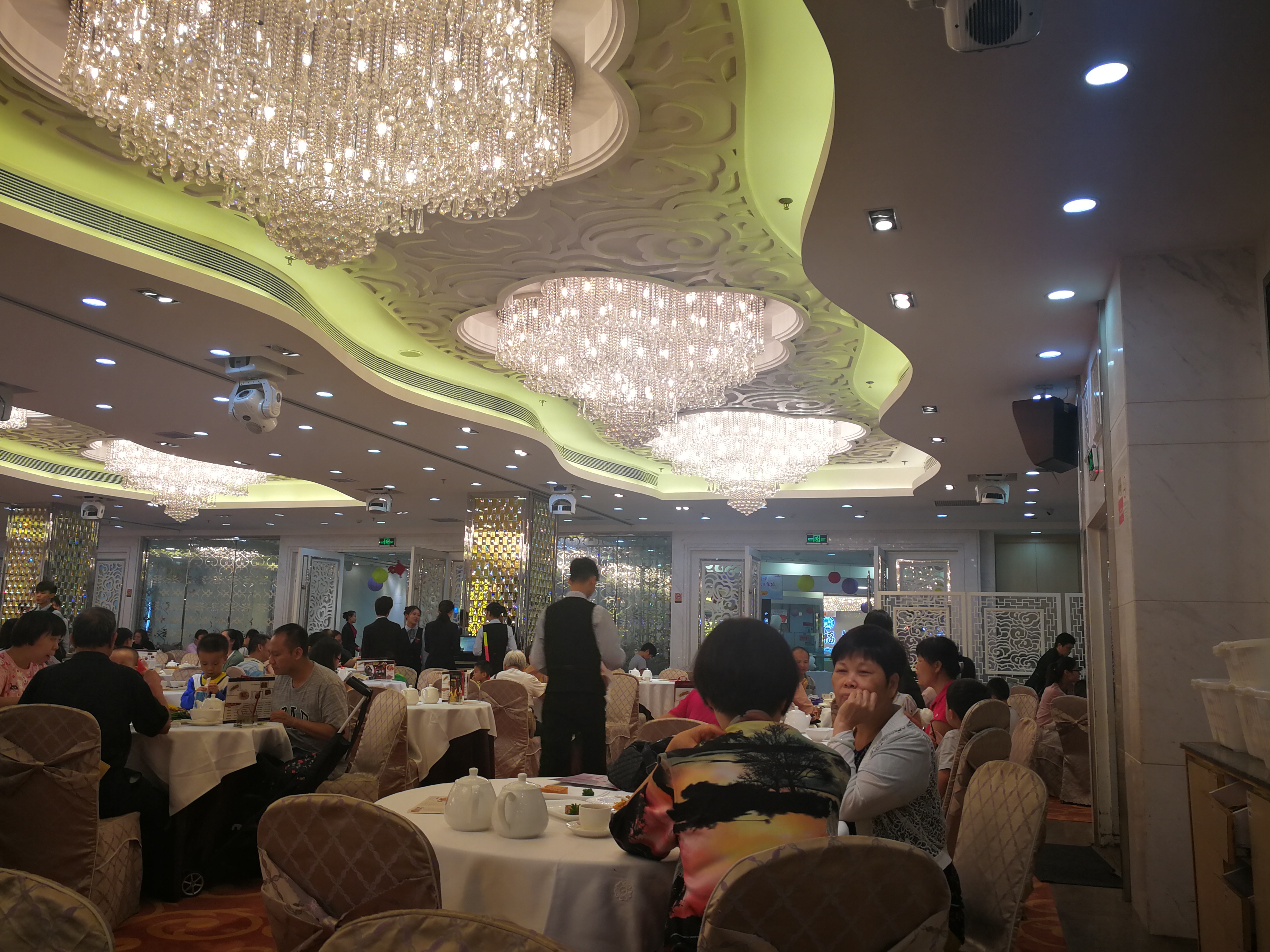 吃到自己破产！篇二十四：体验传统粤菜—广州“温祈福酒家”