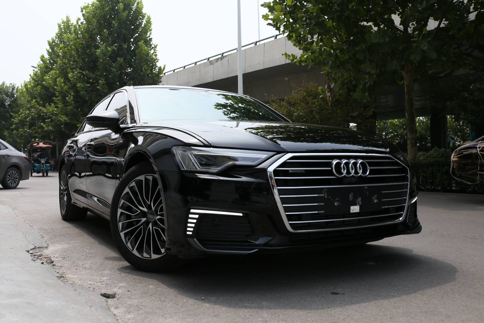 21款奥迪a6l加装座椅加热,23款奥迪a6l防踢垫