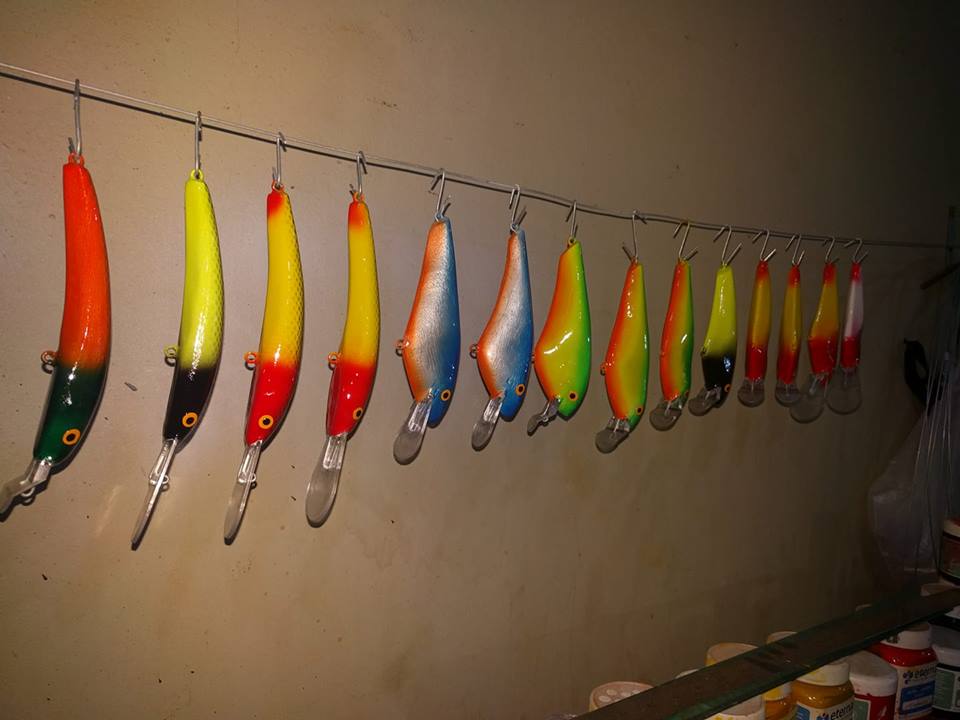 高手果然在民间，牛人不舍得买路亚鱼饵竟自己做，这手艺绝了